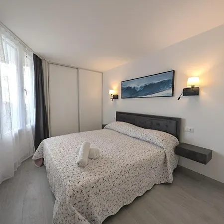 Kerstin Bruns - Lissa With Ocean Views Апартаменты *