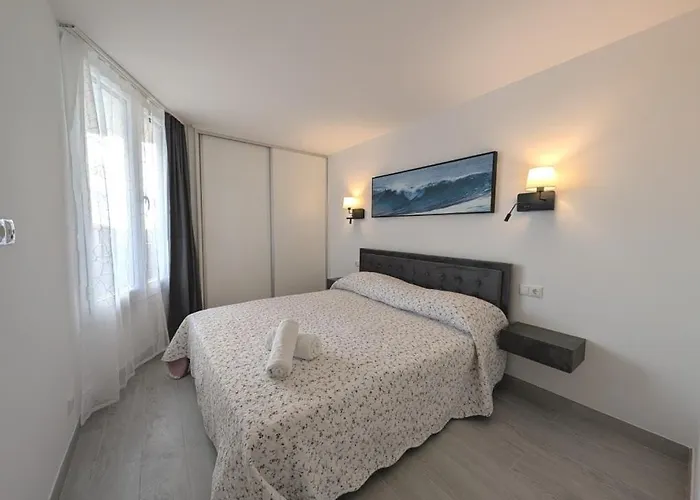 Kerstin Bruns - Lissa With Ocean Views Апартаменты *