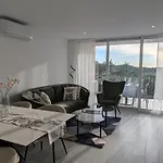 Kerstin Bruns - Lissa With Ocean Views Apartament