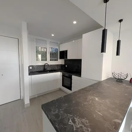 Kerstin Bruns - Lissa With Ocean Views *