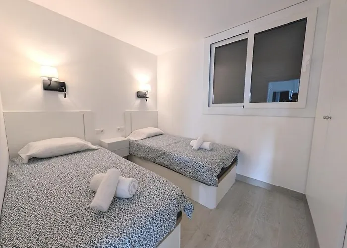 Kerstin Bruns - Lissa With Ocean Views